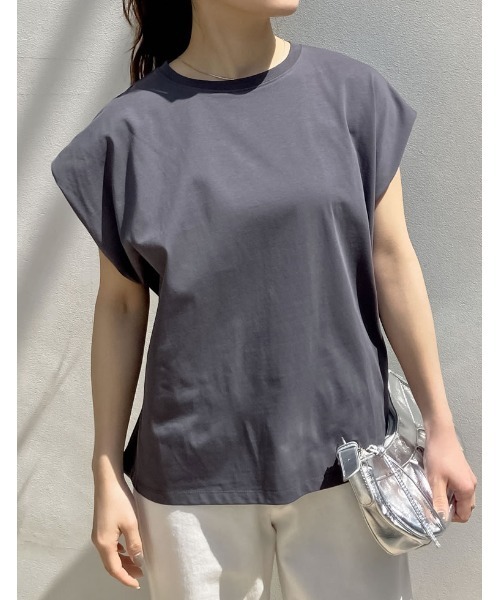 Re:EDIT（リエディ）の「[接触冷感][UVカット][ヒップが隠れる丈]天竺ウエストタックTシャツ（Tシャツ/カットソー・レディース・ブラック/ホワイト×ブラック/チャコールグレー/ホワイト・MEDIUM/LARGE）」の10枚目の写真