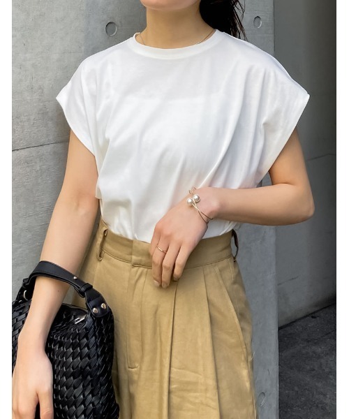 Re:EDIT（リエディ）の「[接触冷感][UVカット][ヒップが隠れる丈]天竺ウエストタックTシャツ（Tシャツ/カットソー・レディース・ブラック/ホワイト×ブラック/チャコールグレー/ホワイト・MEDIUM/LARGE）」の22枚目の写真