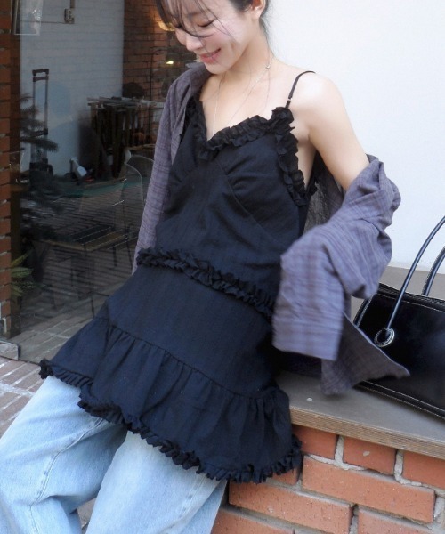 Vipoa（ヴィポア）の「フリルフェミニンワンピース（ワンピース・レディース・ブラック/ホワイト・FREE）」の16枚目の写真