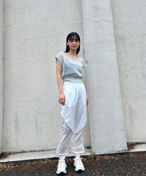 emmi（エミ）の「ラメシアーベスト（ニット/セーター・レディース・ゴールド/シルバー/その他・FREE）」の11枚目の写真