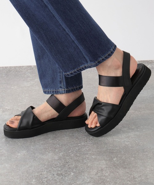 GLOBAL WORK（グローバルワーク）の「エアかる厚底ゴムベルト/115398（サンダル・レディース・ブラウン系8/ホワイト×シルバー/ゴールド/ブラック・MEDIUM/LARGE）」の6枚目の写真