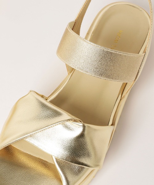 GLOBAL WORK（グローバルワーク）の「エアかる厚底ゴムベルト/115398（サンダル・レディース・ブラウン系8/ホワイト×シルバー/ゴールド/ブラック・MEDIUM/LARGE）」の16枚目の写真