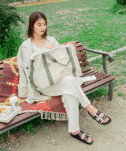 DEVICE+（デバイスプラス）の「【折りたたんで収納可能】DEVICE＋ デバイスプラス 3way ボストン ショルダーバッグ（ボストンバッグ・レディース・ブラック/グレイッシュベージュ/クリーム/グレー/ブラック×グレー・FREE）」の21枚目の写真