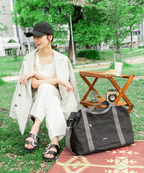 DEVICE+（デバイスプラス）の「【折りたたんで収納可能】DEVICE＋ デバイスプラス 3way ボストン ショルダーバッグ（ボストンバッグ・レディース・ブラック/グレイッシュベージュ/クリーム/グレー/ブラック×グレー・FREE）」の15枚目の写真