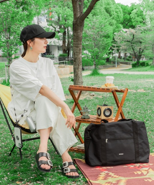 DEVICE+（デバイスプラス）の「【折りたたんで収納可能】DEVICE＋ デバイスプラス 3way ボストン ショルダーバッグ（ボストンバッグ・レディース・ブラック/グレイッシュベージュ/クリーム/グレー/ブラック×グレー・FREE）」の9枚目の写真