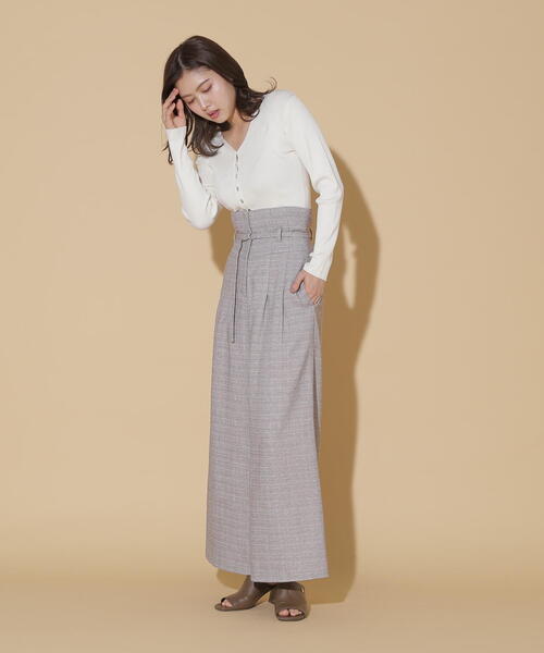 JILL by JILL STUART(ジルバイジルスチュアート)の「◇UV加工ロゴ刺しゅうニットカーディガン(カーディガン/ボレロ・レディース・ホワイト系その他/ブラウン/レッド/ネイビー・FREE)」の8枚目の写真