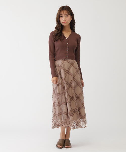 JILL by JILL STUART(ジルバイジルスチュアート)の「◇UV加工ロゴ刺しゅうニットカーディガン(カーディガン/ボレロ・レディース・ホワイト系その他/ブラウン/レッド/ネイビー・FREE)」の16枚目の写真