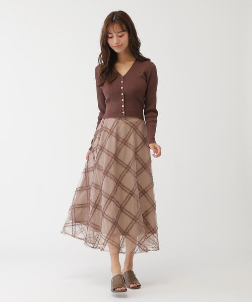 JILL by JILL STUART(ジルバイジルスチュアート)の「◇UV加工ロゴ刺しゅうニットカーディガン(カーディガン/ボレロ・レディース・ホワイト系その他/ブラウン/レッド/ネイビー・FREE)」の17枚目の写真