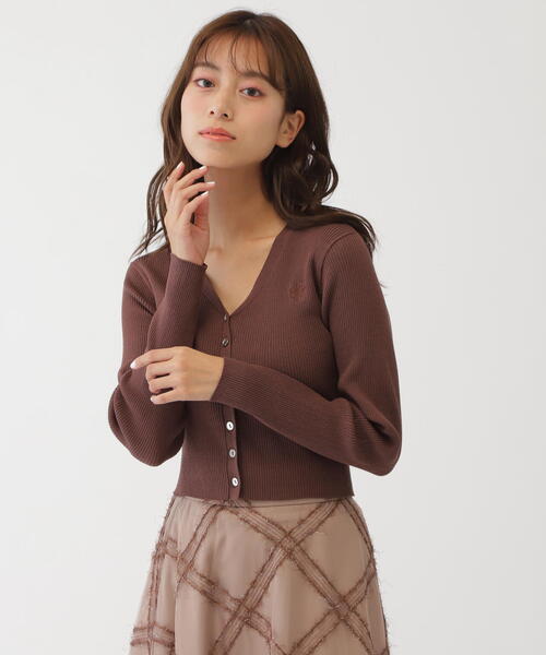 JILL by JILL STUART(ジルバイジルスチュアート)の「◇UV加工ロゴ刺しゅうニットカーディガン(カーディガン/ボレロ・レディース・ホワイト系その他/ブラウン/レッド/ネイビー・FREE)」の21枚目の写真