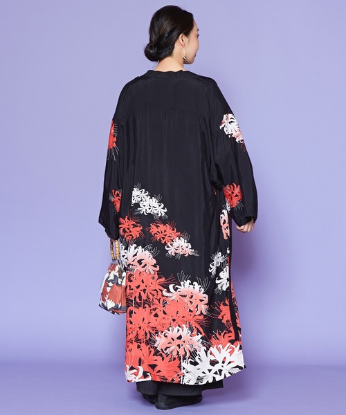 カヤ(カヤ)の「【カヤ】絢爛UV羽織(カーディガン/ボレロ・レディース・ブラック×レッド/ネイビー/パープル/ダークグレー/ダークネイビー・FREE)」の14枚目の写真