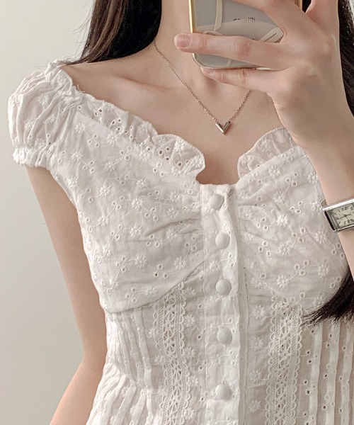 VIVID LADY(ビビッドレディー)の「2wayパンチング入りブラウス レディース 半袖バレエコア(シャツ/ブラウス・レディース・ホワイト・FREE)」の2枚目の写真