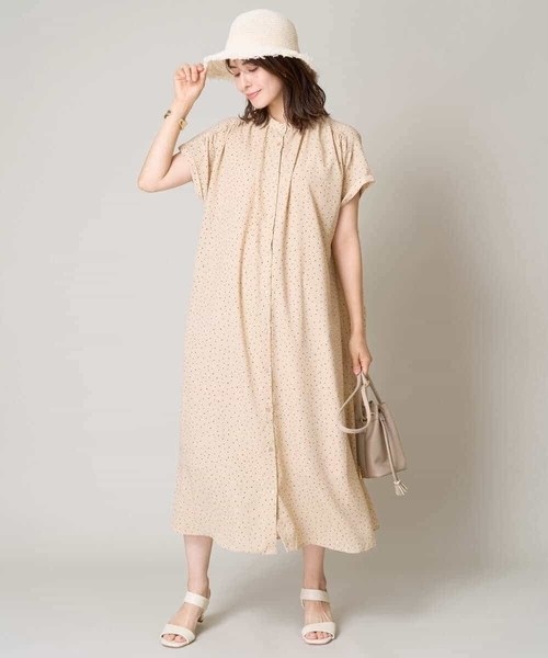 a.v.v（アーヴェヴェ）の「【洗える】シフォンドットバンドカラーワンピース（ワンピース・レディース・ベージュ/ブラック・40/38/36/34/42）」の9枚目の写真