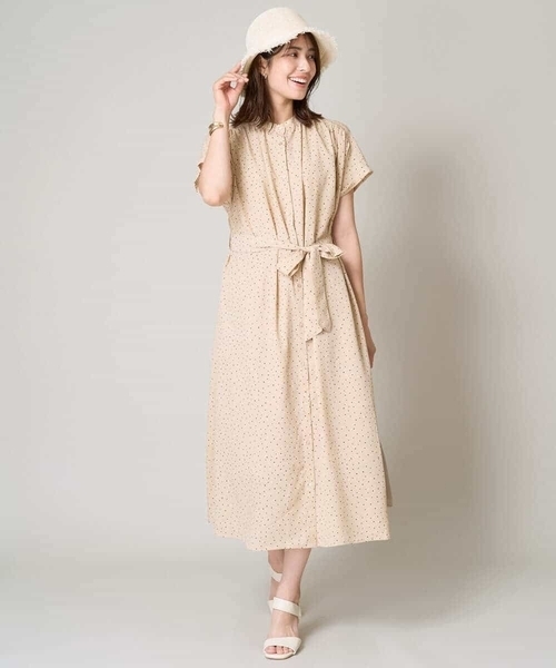 a.v.v（アーヴェヴェ）の「【洗える】シフォンドットバンドカラーワンピース（ワンピース・レディース・ベージュ/ブラック・40/38/36/34/42）」の11枚目の写真