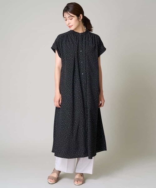 a.v.v（アーヴェヴェ）の「【洗える】シフォンドットバンドカラーワンピース（ワンピース・レディース・ベージュ/ブラック・40/38/36/34/42）」の21枚目の写真