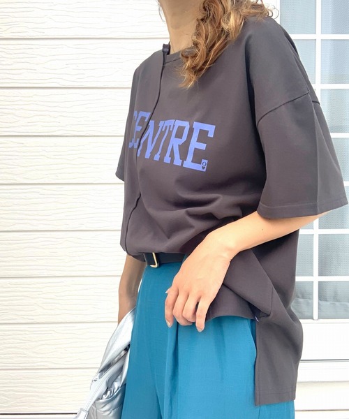 Q（キュー）の「カレッジロゴT（Tシャツ/カットソー・レディース・チャコールグレー/ベージュ/ピンク・MEDIUM）」の11枚目の写真