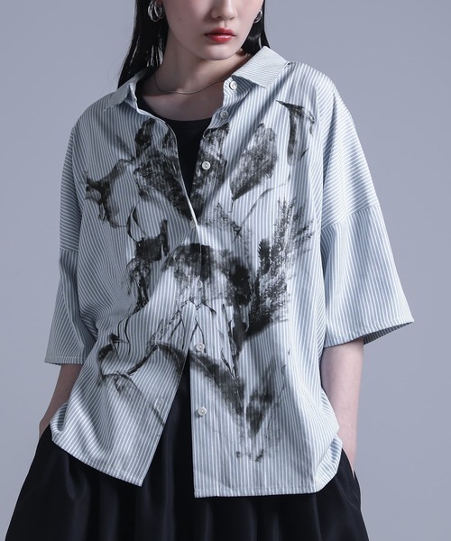 kOhAKU(コハク)の「かすれプリントストライプ柄シャツ(シャツ/ブラウス・レディース・ライトブルー/ブラック・2/1)」の22枚目の写真