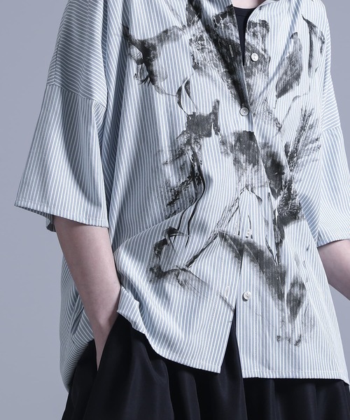 kOhAKU(コハク)の「かすれプリントストライプ柄シャツ(シャツ/ブラウス・レディース・ライトブルー/ブラック・2/1)」の18枚目の写真