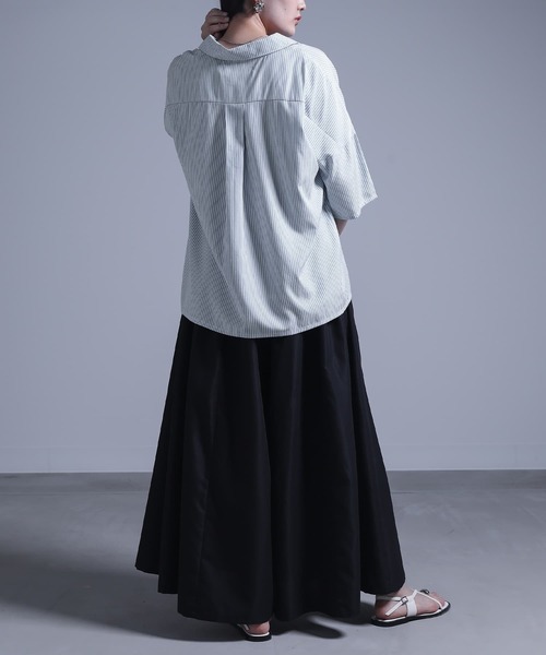kOhAKU(コハク)の「かすれプリントストライプ柄シャツ(シャツ/ブラウス・レディース・ライトブルー/ブラック・2/1)」の16枚目の写真