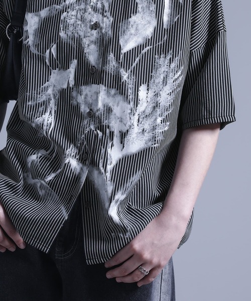 kOhAKU(コハク)の「かすれプリントストライプ柄シャツ(シャツ/ブラウス・レディース・ライトブルー/ブラック・2/1)」の12枚目の写真