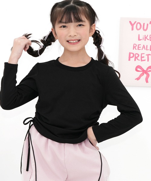 Bee des Bee(ビーデスビー)の「サイドギャザー長袖トップス(Tシャツ/カットソー・キッズ・ブラック/ホワイト/杢グレー・110cm/150cm/130cm/120cm/140cm)」の21枚目の写真