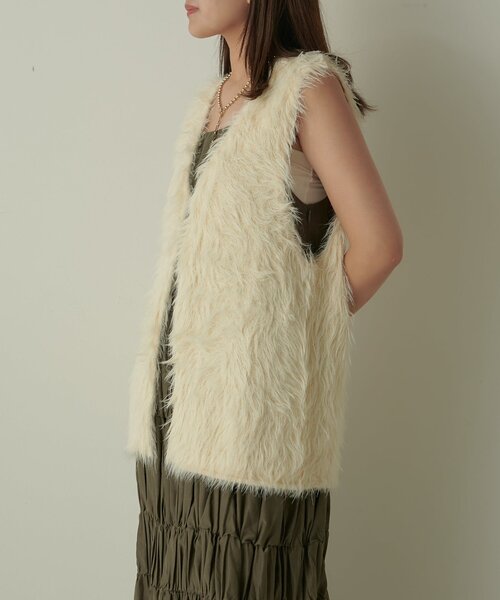 Lui's（ルイス）の「シャギーベスト（ダウンベスト・レディース・ブラック/アイボリー/ブラウン・FREE）」の14枚目の写真