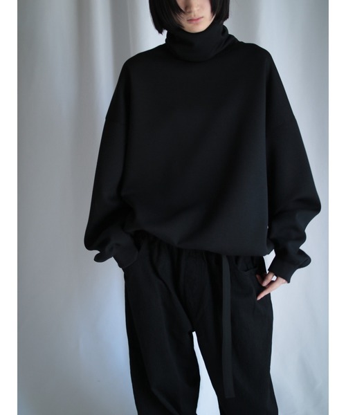 G.V.G.V.（ジーヴィージーヴィー）の「EXTRA HIGH NECK TOP（スウェット・メンズ・ブラック/ダークグレー・ONE SIZE）」の13枚目の写真