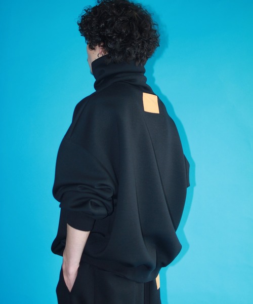 G.V.G.V.（ジーヴィージーヴィー）の「EXTRA HIGH NECK TOP（スウェット・メンズ・ブラック/ダークグレー・ONE SIZE）」の21枚目の写真