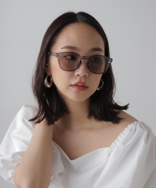 FREE'S MART（フリーズマート）の「◆ライトカラーサングラス（サングラス・レディース・ブラック/ホワイト/ベージュ・ﾌﾘ-）」の7枚目の写真