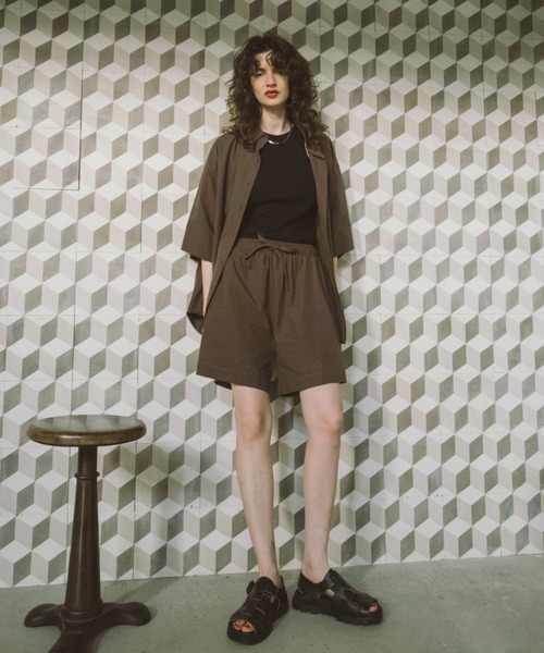 HANNE（アン）の「ハーフスリーブシャツセットアップ（シャツ/ブラウス・レディース・ピンク/ベージュ/ネイビー/ブルー/ブラウン・FREE）」の7枚目の写真