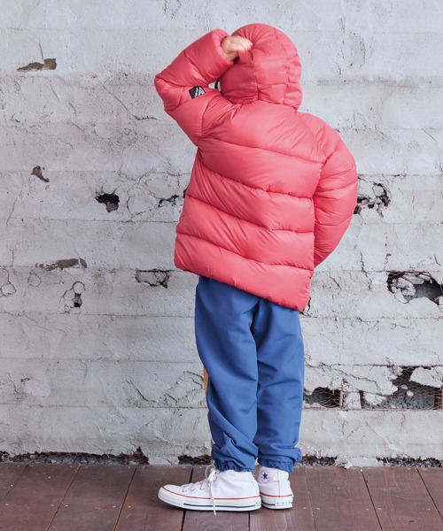 BIG FIELD(ビッグフィールド)の「アトラスマウンテンジャケット(ダウンジャケット/コート・キッズ・ブラック/カーキ/ブラウン/レッド/パープル/イエロー・80/90/95/100/110/120/130/140/150)」の20枚目の写真