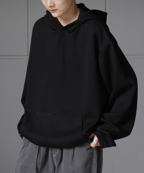 Confirm（コンファーム）の「ドレープとろみ ビッグシルエット ダンボールニット プルオーバーパーカー フーディー【Confirm】（パーカー・メンズ・ブラック/ホワイト/チャコールグレー/グレー/サックスブルー/ミント・M/L）」の3枚目の写真