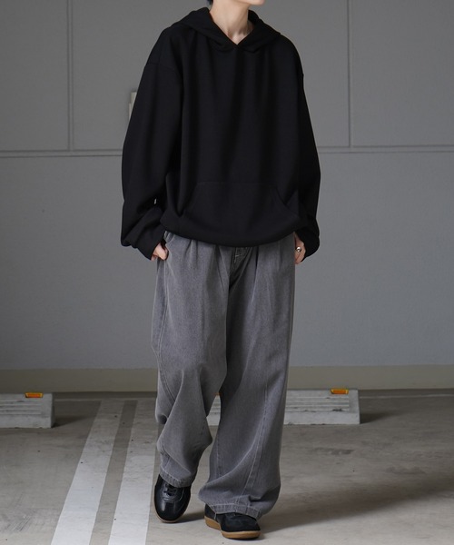 Confirm（コンファーム）の「ドレープとろみ ビッグシルエット ダンボールニット プルオーバーパーカー フーディー【Confirm】（パーカー・メンズ・ブラック/ホワイト/チャコールグレー/グレー/サックスブルー/ミント・M/L）」の20枚目の写真