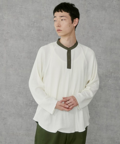 THE STANDARD(ザスタンダード)の「WEGO/ラグランヘンリーネックT(Tシャツ/カットソー・メンズ・オフホワイト/ブラック・MEDIUM/LARGE)」の1枚目の写真