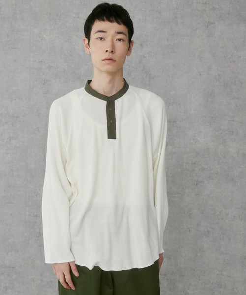 THE STANDARD(ザスタンダード)の「WEGO/ラグランヘンリーネックT(Tシャツ/カットソー・メンズ・オフホワイト/ブラック・MEDIUM/LARGE)」の5枚目の写真