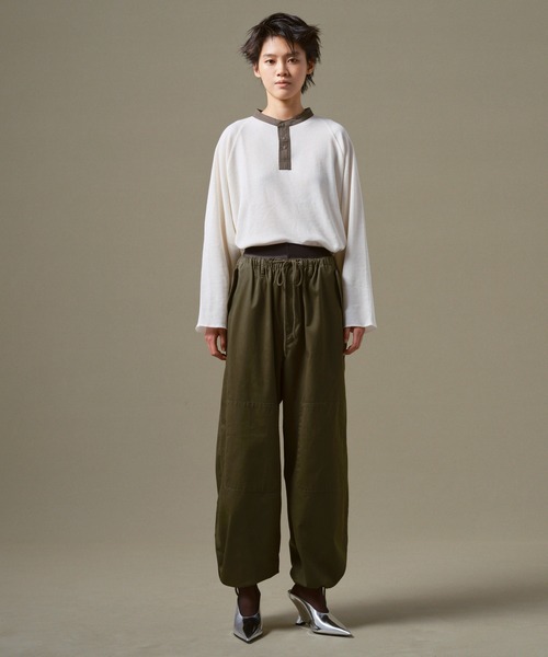 THE STANDARD(ザスタンダード)の「WEGO/ラグランヘンリーネックT(Tシャツ/カットソー・メンズ・オフホワイト/ブラック・MEDIUM/LARGE)」の13枚目の写真