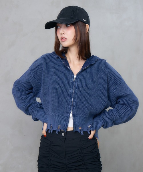 ENVYM（アンビー）の「ジップ ダメージ ニット ショート パーカー（カーディガン/ボレロ・レディース・ネイビー/ブラウン/ブラック・FREE）」の20枚目の写真