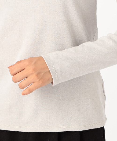 COMME CA ISM(コムサイズム)の「綿100% 吸湿発熱 あったか クルーネックTシャツ(Tシャツ/カットソー・レディース・ブラック/ホワイト/ライトグレー/チャコール・MEDIUM/LARGE)」の22枚目の写真