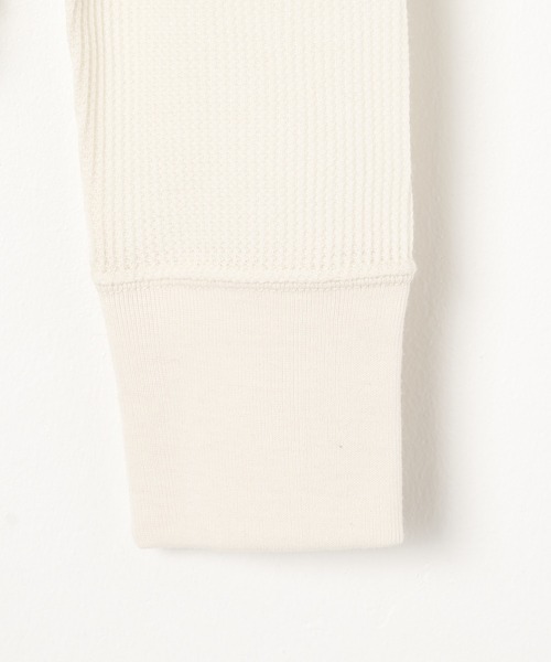 JUGLANS(ユグランス)の「【Hanes/ヘインズ】HW4-A504 TURTLENECK/タートルネック/ロングスリーブ/ワッフル/フリーサイズ/レディース(Tシャツ/カットソー・レディース・ネイビー/オフホワイト/グレー/ブラック・FREE)」の15枚目の写真