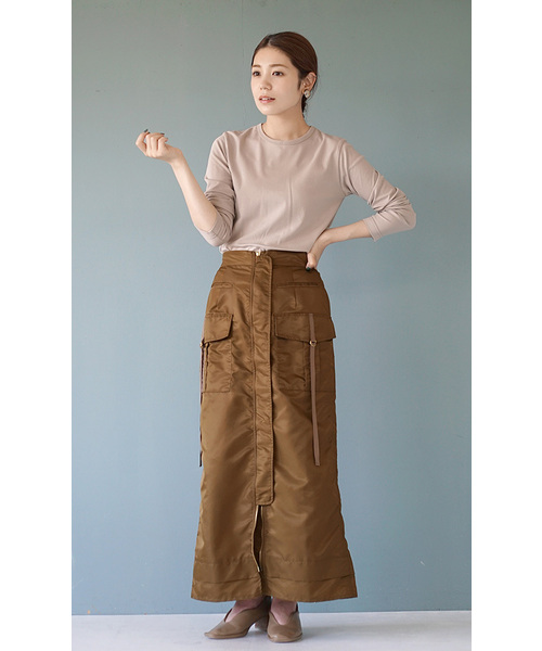 zootie（ズーティー）の「シルキースムースコットン Tシャツ［長袖］（Tシャツ/カットソー・レディース・ブラック/ライトグレー/ライトブルー/ミント/ネイビー/カーキ/オフホワイト/グレイッシュベージュ・LL/M/L）」の22枚目の写真