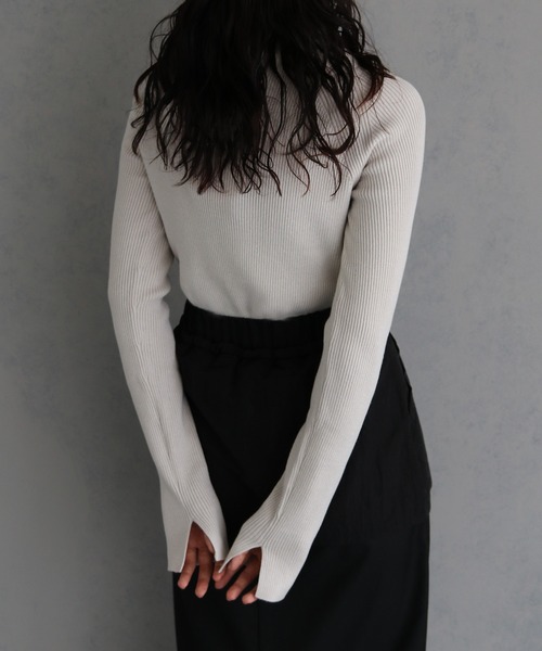 &g'aime(アンジェム)の「【&g'aime】ラグランスリーブリブニットトップス RAGLAN SLEEVE RIB KNIT TOPS(ニット/セーター・レディース・ブラック/グレイッシュベージュ/チャコールグレー/ブルー・FREE)」の14枚目の写真