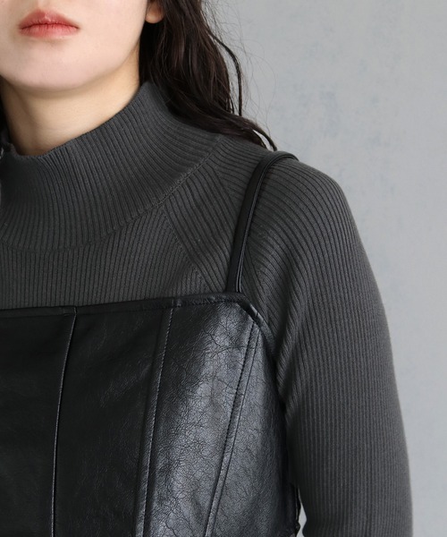 &g'aime(アンジェム)の「【&g'aime】ラグランスリーブリブニットトップス RAGLAN SLEEVE RIB KNIT TOPS(ニット/セーター・レディース・ブラック/グレイッシュベージュ/チャコールグレー/ブルー・FREE)」の5枚目の写真