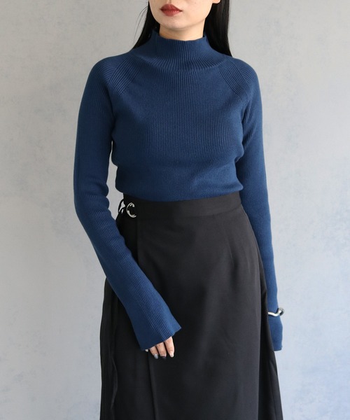&g'aime(アンジェム)の「【&g'aime】ラグランスリーブリブニットトップス RAGLAN SLEEVE RIB KNIT TOPS(ニット/セーター・レディース・ブラック/グレイッシュベージュ/チャコールグレー/ブルー・FREE)」の21枚目の写真