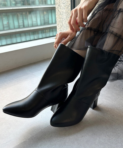 DouDou（ドゥドゥ）の「ルーズフィットミドルブーツ（ブーツ・レディース・ブラック・MEDIUM/SMALL/LARGE）」の2枚目の写真