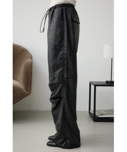AZUL by moussy(アズールバイマウジー)の「ドロストリングパラシュートパンツ(スラックス・レディース・ブラック系その他2/グレー・MEDIUM/SMALL)」の7枚目の写真