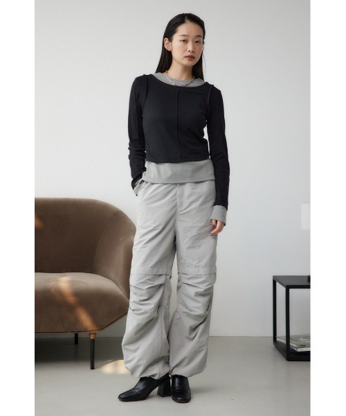 AZUL by moussy(アズールバイマウジー)の「ドロストリングパラシュートパンツ(スラックス・レディース・ブラック系その他2/グレー・MEDIUM/SMALL)」の17枚目の写真