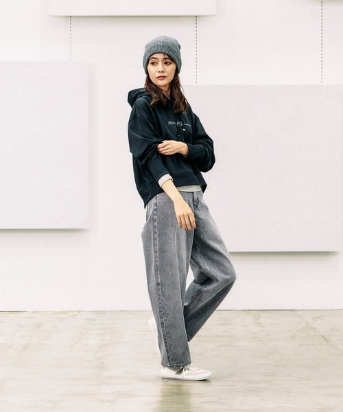 GLOBAL WORK（グローバルワーク）の「乾きやすいプリントクロップドパーカー/115481（パーカー・レディース・ブラック/ネイビー/アイボリー/杢グレー・LARGE/MEDIUM）」の13枚目の写真