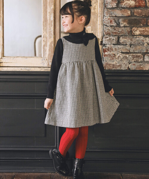 BeBe（ベベ）の「ケーブル編みリボン付きタイツ(80~140cm)（タイツ/ストッキング・キッズ・レッド/ブラック/オフホワイト・M/XS/S/L）」の5枚目の写真