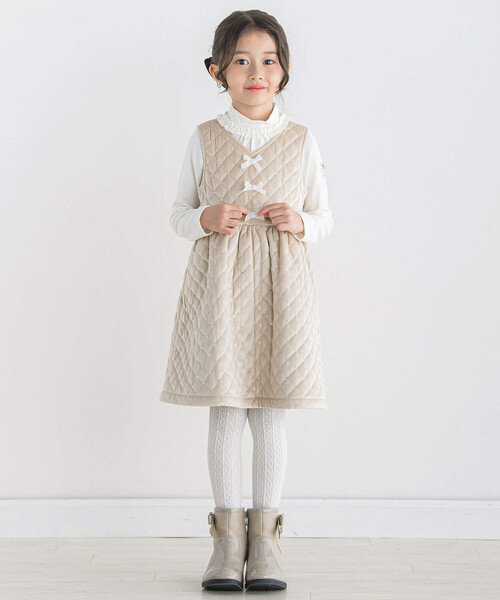 BeBe（ベベ）の「ケーブル編みリボン付きタイツ(80~140cm)（タイツ/ストッキング・キッズ・レッド/ブラック/オフホワイト・M/XS/S/L）」の7枚目の写真