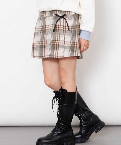 algy（アルジー）の「起毛チェックりぼんスカパン（スカート・キッズ・ベージュ/ブラック/レッド/グリーン・SMALL/MEDIUM/X-SMALL/XX-SMALL）」の2枚目の写真