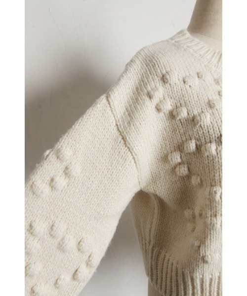 &. NOSTALGIA（アンドドットノスタルジア）の「【ZOZO限定】ハート型ポコポコ編みショートカーディガン（カーディガン/ボレロ・レディース・ブラック/アイボリー/グレー/レッド・M）」の15枚目の写真